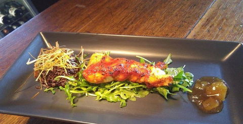 Mischief And Mayhem Wine Lounge - Tourism Caloundra 6