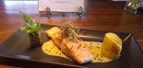 Mischief And Mayhem Wine Lounge - Tourism Caloundra 7