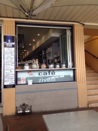 Cafe Zivelli - Tourism Caloundra 0