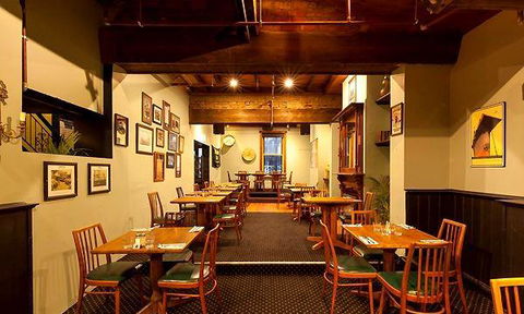 Irish Murphy's Geelong - Tourism Caloundra 11