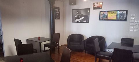 The Music Bar - Tourism Caloundra 3