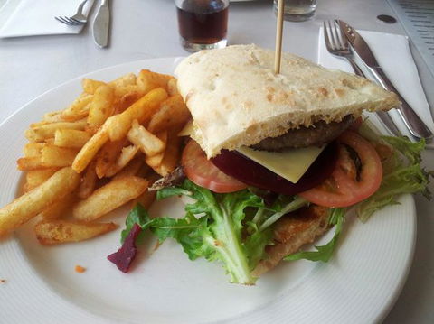 Clocktower Hotel - Tourism Caloundra 0