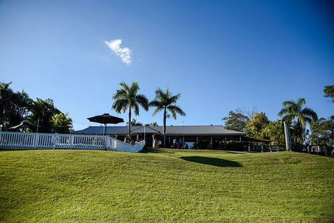 Tallai Country Golf Club - Tourism Caloundra 0