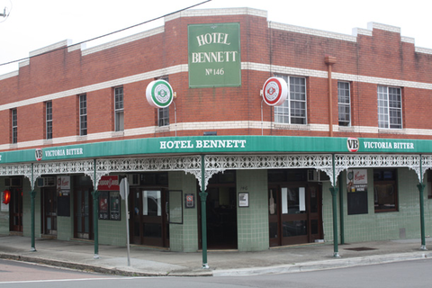 The Bennett Hotel - Tourism Caloundra 1