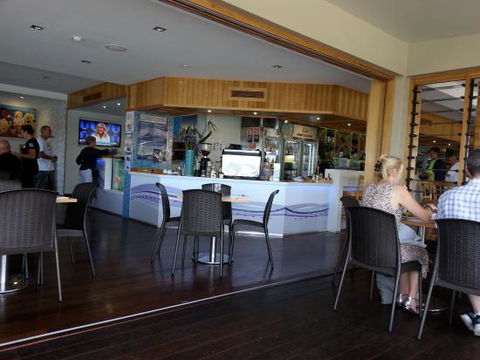 Riverview Hotel - Tourism Caloundra 5