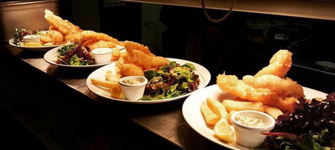 Jackpot Dining - Tourism Caloundra 2