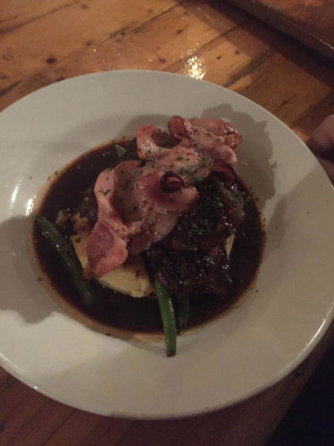 JB O'Reillys Tavern - Tourism Caloundra 2