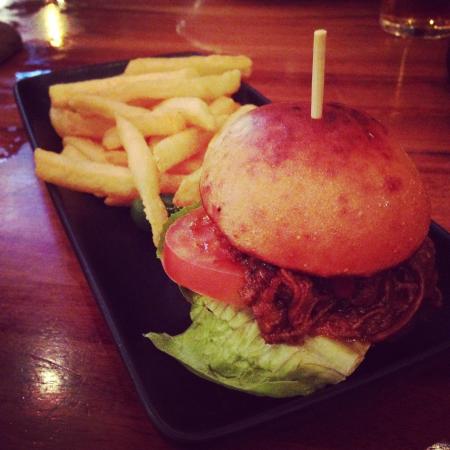 The Quarie Bar+Brasserie - Tourism Caloundra 0