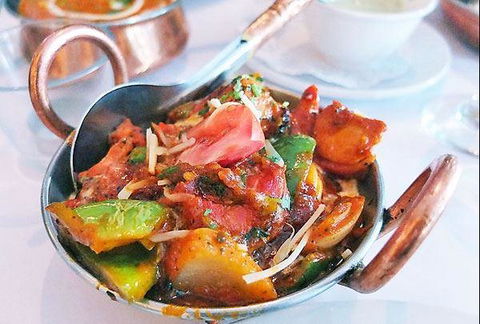 Roti Boti Indian Restaurant - Tourism Caloundra 8