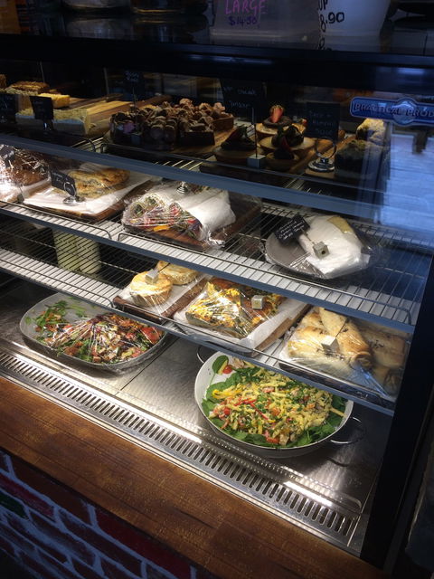 Toscanini's Applecross - Tourism Caloundra 3