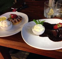 Waters Edge Cafe  Restaurant