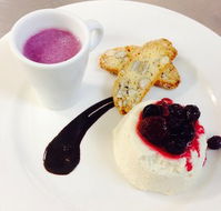 Flutes Restaurant - Tourism Caloundra
