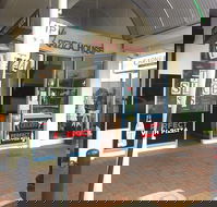 Glenelg Pizza House - Tourism Caloundra