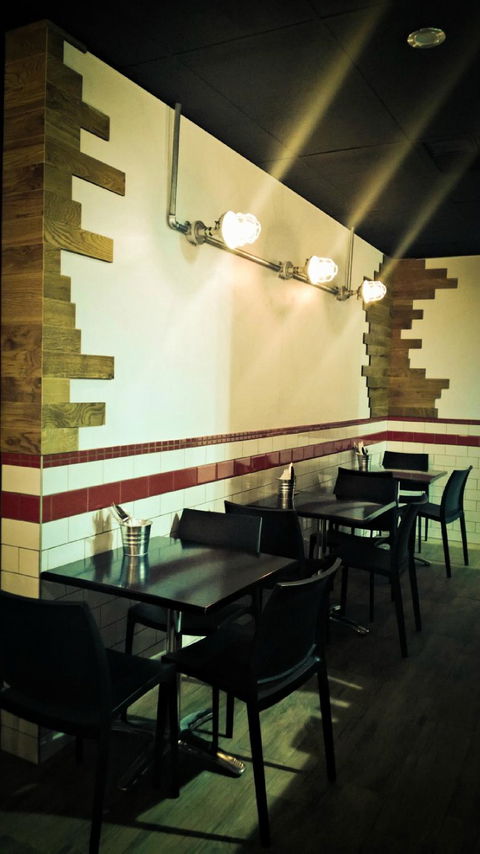 Fancy Burger - Tourism Caloundra 1