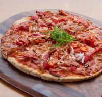 Berri Hotel Bistro - Tourism Caloundra