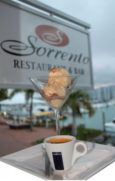 Sorrento Restaurant & Bar - Tourism Caloundra 21
