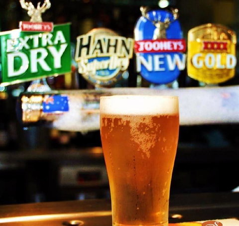 Sorrento Restaurant & Bar - Tourism Caloundra 12