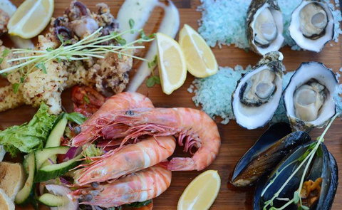 Sorrento Restaurant & Bar - Tourism Caloundra 15