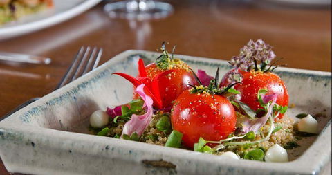 Summit Restaurant And Bar - Tourism Caloundra 17