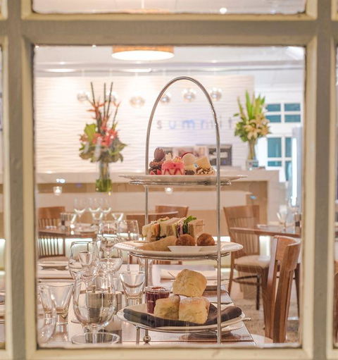 Summit Restaurant And Bar - Tourism Caloundra 19