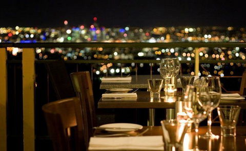 Summit Restaurant And Bar - Tourism Caloundra 6