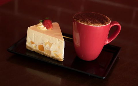 Cottone's Restaurant/Bar/Cafe - Tourism Caloundra 0