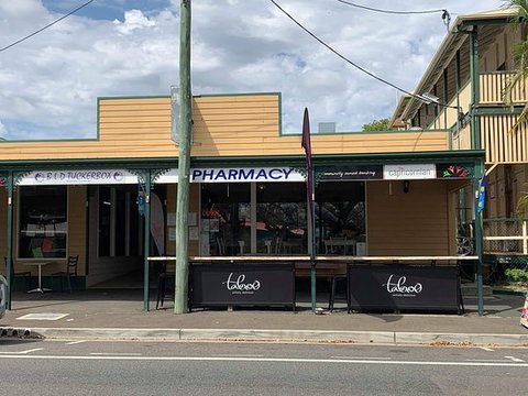 B.L.D Tuckerbox - Tourism Caloundra 0