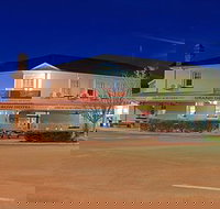 Grand Old Crow Hotel - Tourism Caloundra