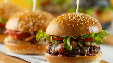 L'Burger - Tourism Caloundra 0