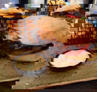 The Cremorne Hotel - Tourism Caloundra