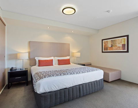 CBD Executive Apartments - Tourism Caloundra 1
