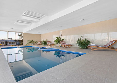 CBD Executive Apartments - Tourism Caloundra 3