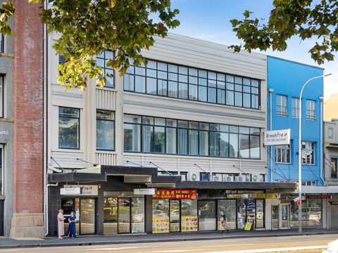 Breakfree on Broadway Sydney - Tourism Caloundra 0