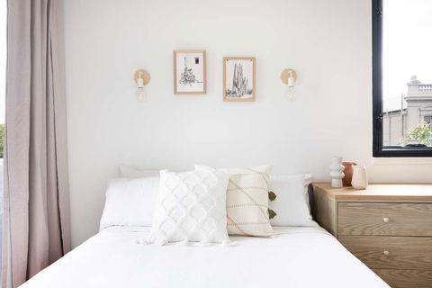 Hotel Hacienda - Tourism Caloundra 3