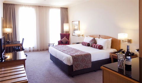 Duxton Hotel - Tourism Caloundra 5