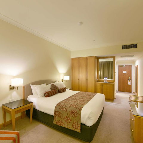 Duxton Hotel - Tourism Caloundra 7