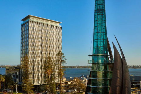 DoubleTree By Hilton Perth Waterfront - Tourism Caloundra 0