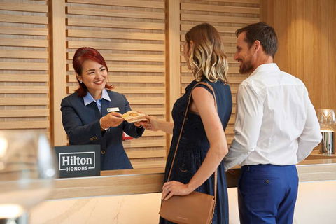 DoubleTree By Hilton Perth Waterfront - Tourism Caloundra 4