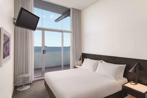 Adina Apartment Hotel Perth - Tourism Caloundra 3