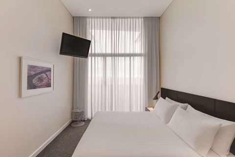 Adina Apartment Hotel Perth - Tourism Caloundra 10