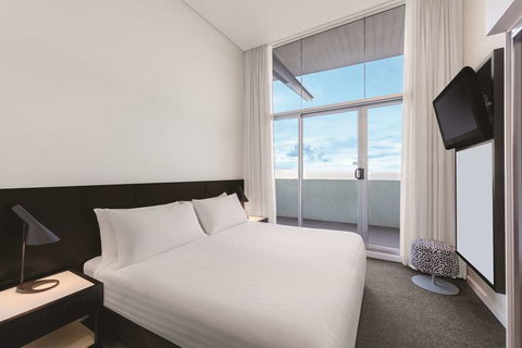 Adina Apartment Hotel Perth - Tourism Caloundra 11