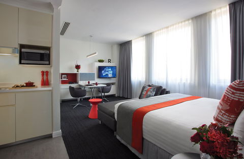 Citadines St Georges Terrace - Tourism Caloundra 3