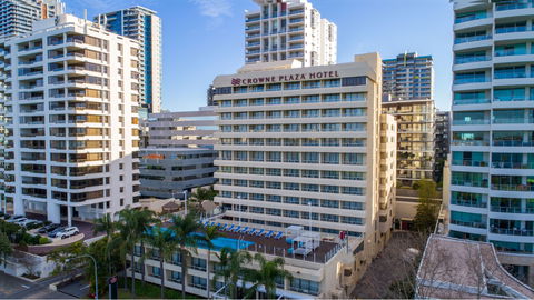 Crowne Plaza Perth - Tourism Caloundra 1
