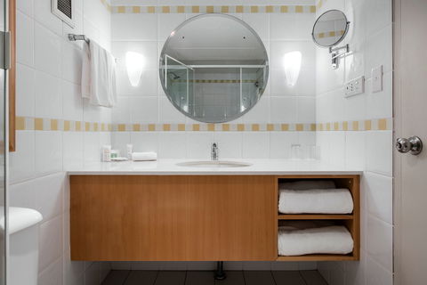Crowne Plaza Perth - Tourism Caloundra 6