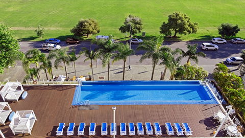 Crowne Plaza Perth - Tourism Caloundra 7