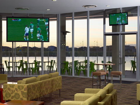 Mercure Melbourne Caroline Springs - Tourism Caloundra 3