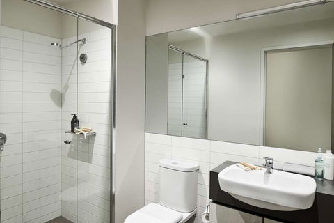 Punthill Essendon Grand - Tourism Caloundra 1