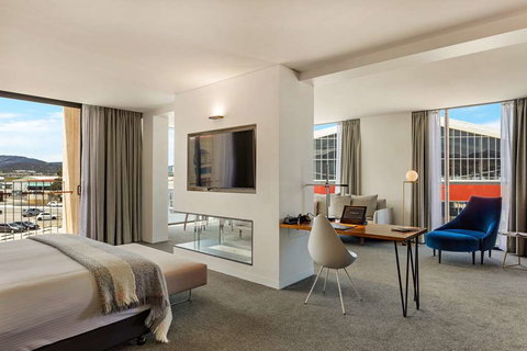 Macq 01 Hotel - Tourism Caloundra 12