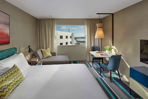 Crown Promenade Perth - Tourism Caloundra 1