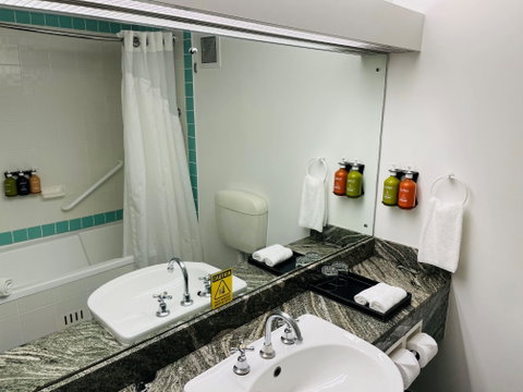 Holiday Inn Parramatta - Tourism Caloundra 7